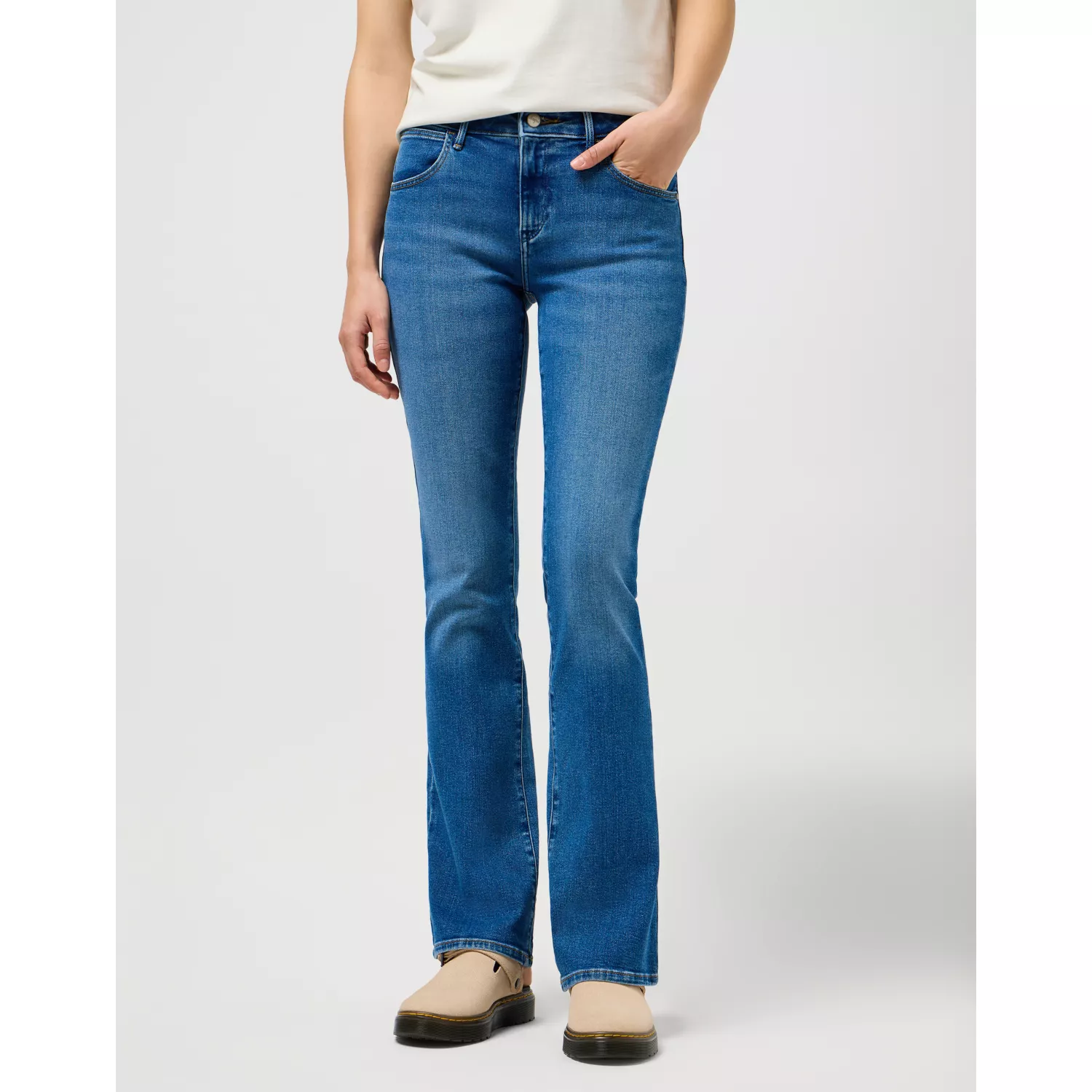 112334275 32 27 BOOTCUT RAVEN