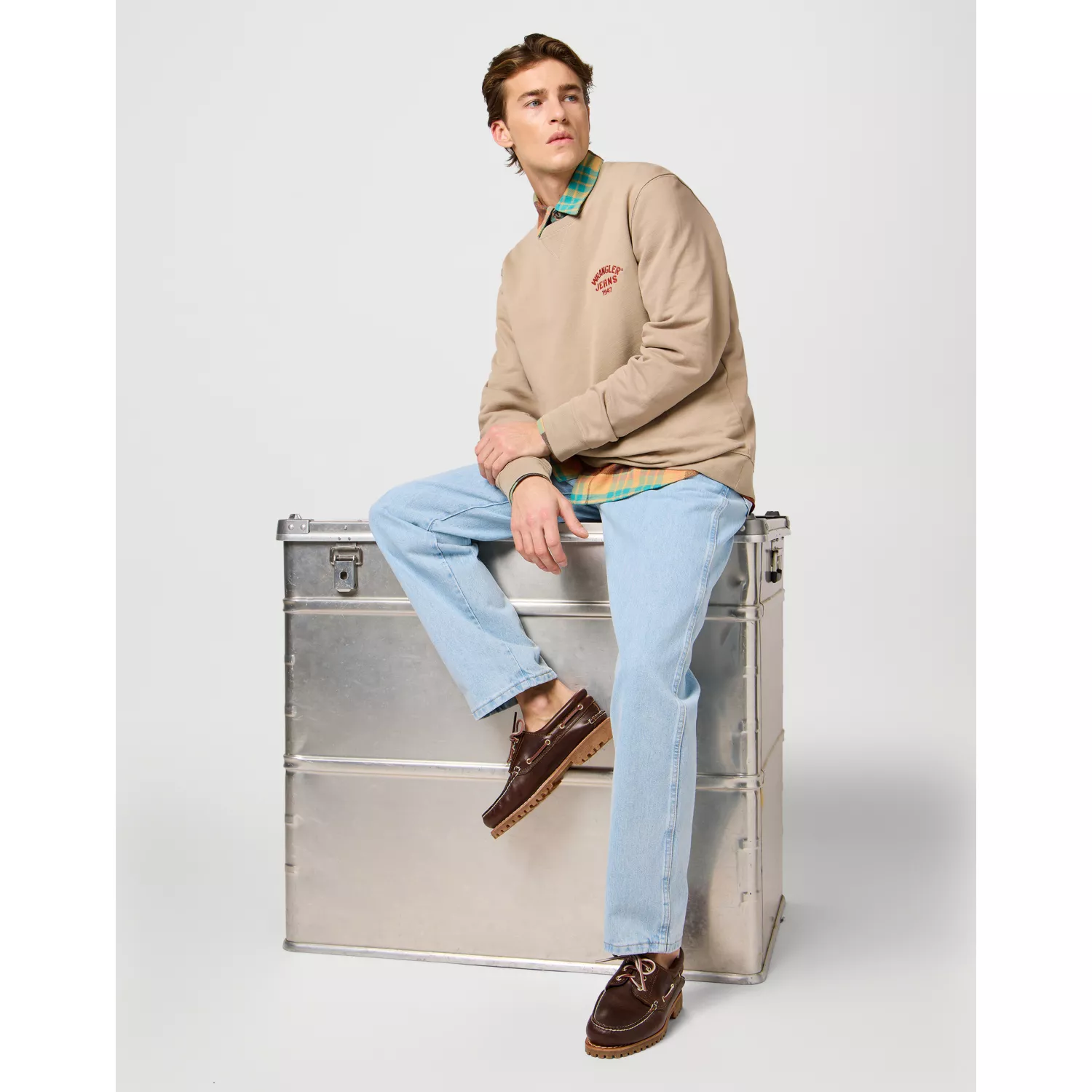 112364092 00 XXL SMALL LOGO CREW TIMBERWOLF