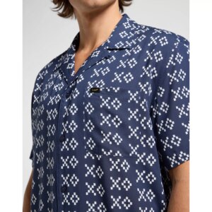 112364143 00 S RESORT SHIRT RIVET ECRU